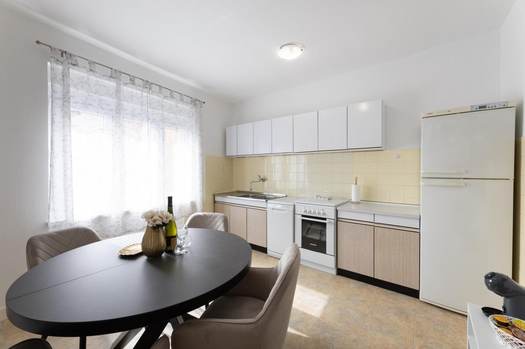 Apartment Central To Beach & Old Town Split Extérieur photo